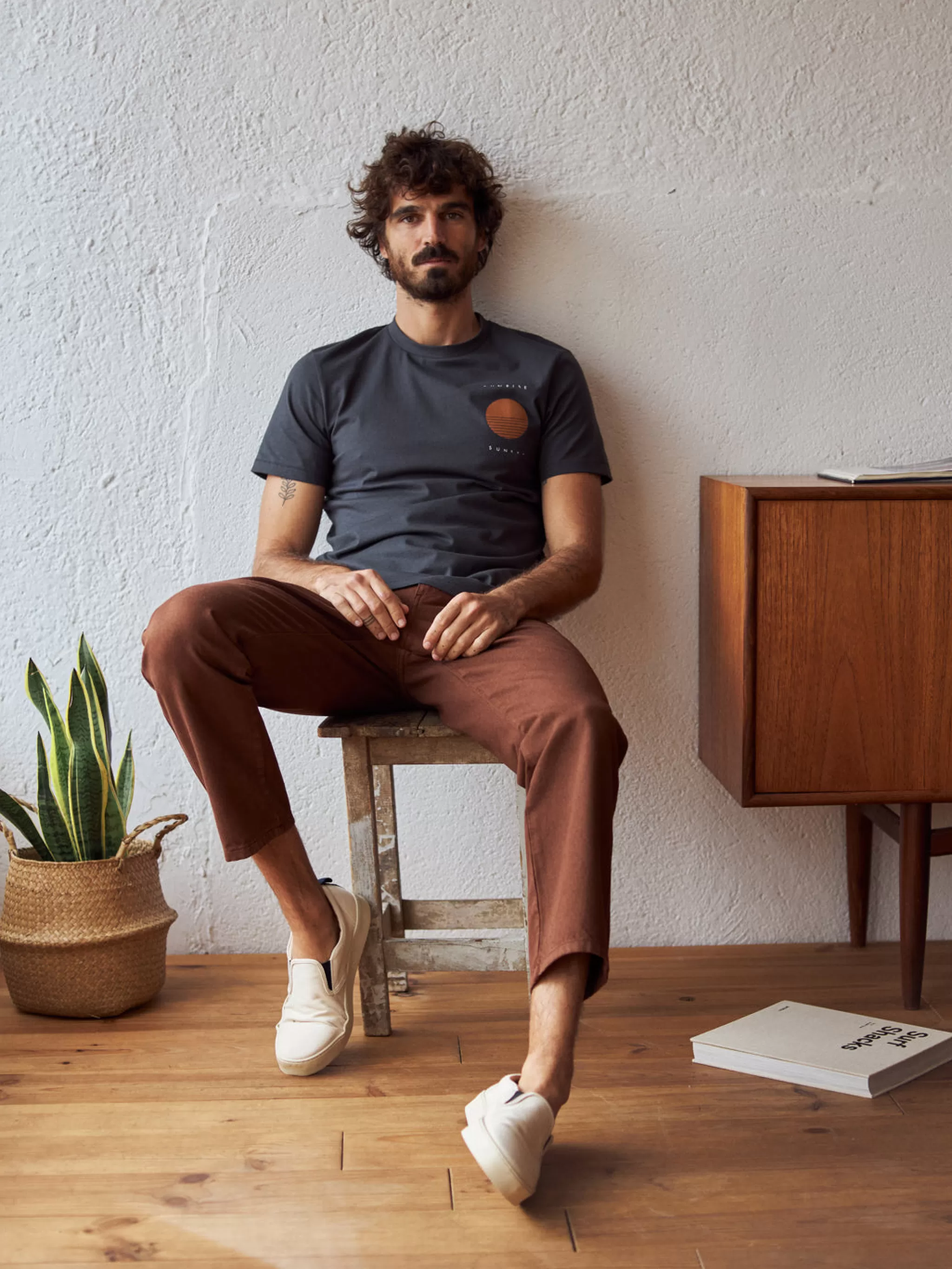 TWOTHIRDS T-Shirts-Tuerq Sable Fonce